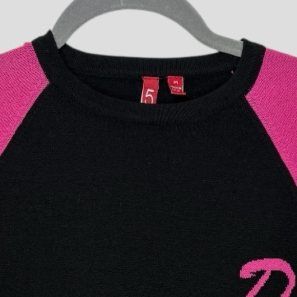 525 America Y2K Hot Pink & Black ‘D’ Monogram Silk Top Preppy Tenniscore It Girl - Picture 12 of 12